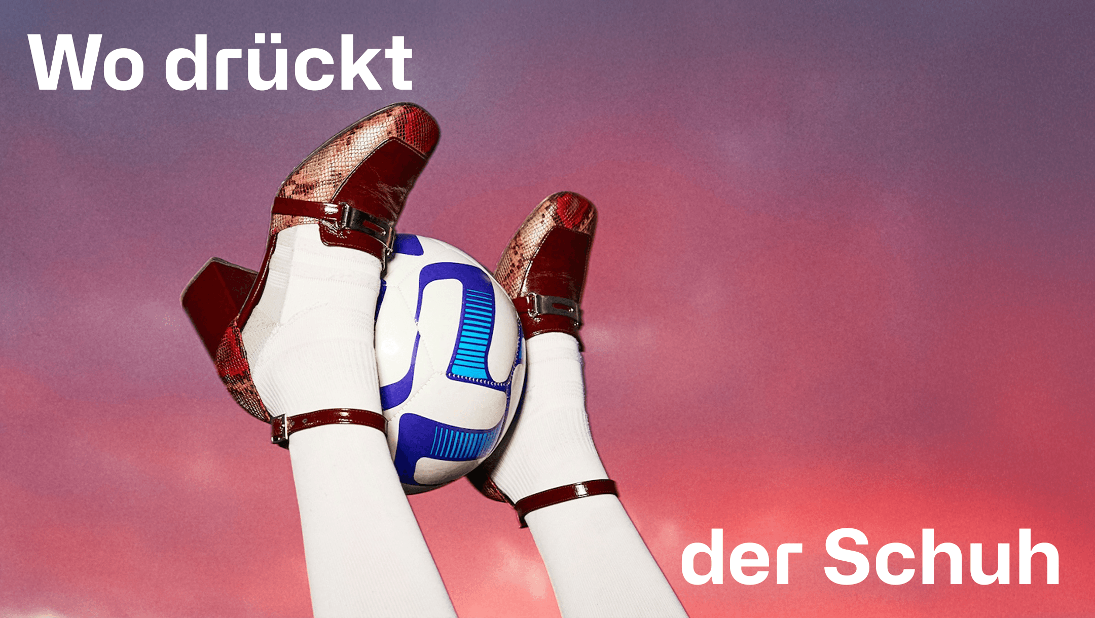 Fussball zwischen den Füssen